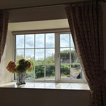 The At Hollywell 公寓 *